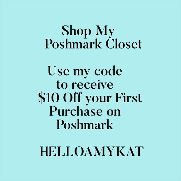 Meet your Posher, Amy Kathleen ๐ Posh Ambassador ๐ - Picture 4 of 10